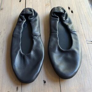 Lafayette 148 New York Black Leather Flats
